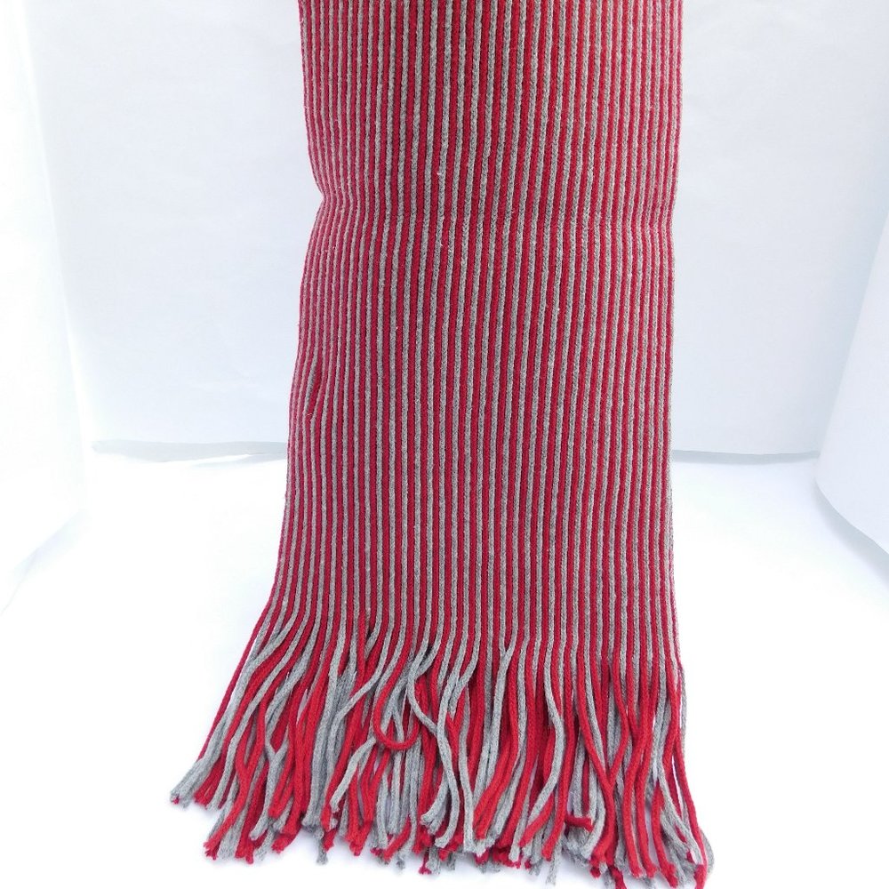 DISNEY STORE MINNIE MOUSE FRINGE SCARF - Picture 4 of 6